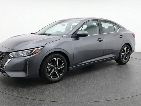 Used 2025 Nissan Sentra SV FWD image 3