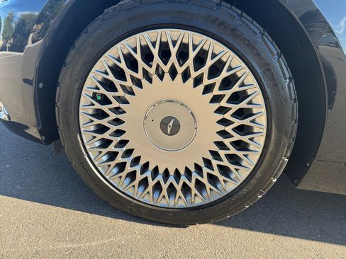 Used 2022 Genesis G90 3.3T Premium image 26