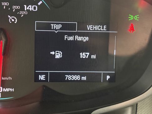 Used 2020 Chevrolet Sonic LT FWD image 33
