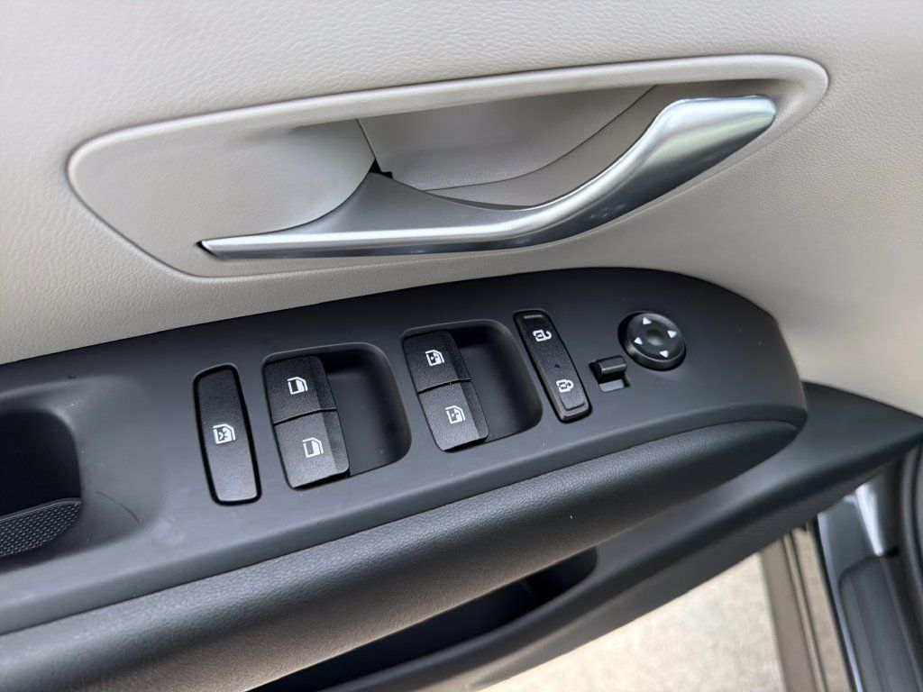 Used 2024 Hyundai Tucson SEL w/ Convenience Package FWD image 18