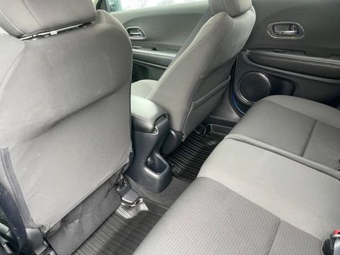 Used 2019 Honda HR-V EX image 7