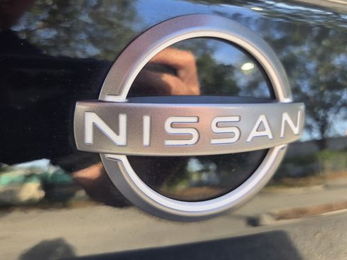 Used 2025 Nissan Altima 2.5 SV FWD image 18