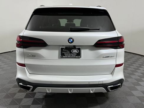 Used 2025 BMW X5 sDrive40i w/ M Sport Package image 10