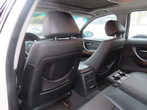 Used 2008 BMW 328i Sedan image 14