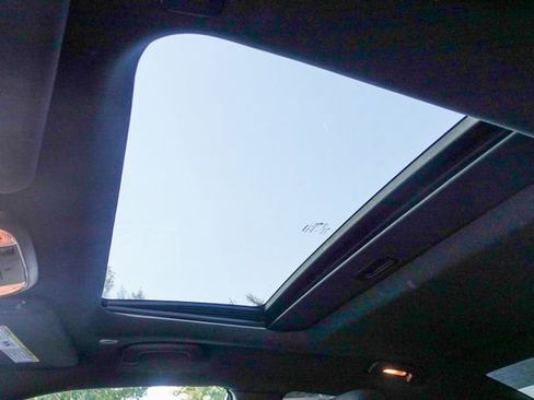 Used 2023 Dodge Charger R/T w/ Performance Handling Group image 25