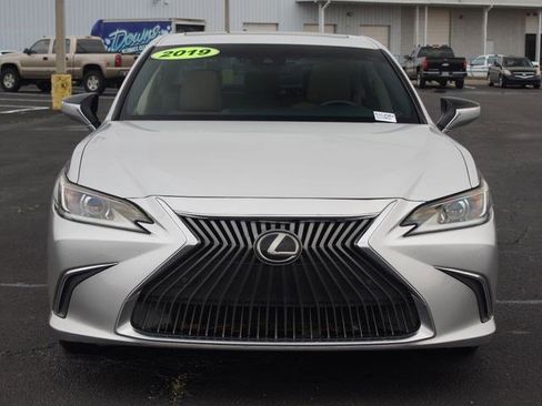 Used 2019 Lexus ES 350 w/ Premium Package image 24