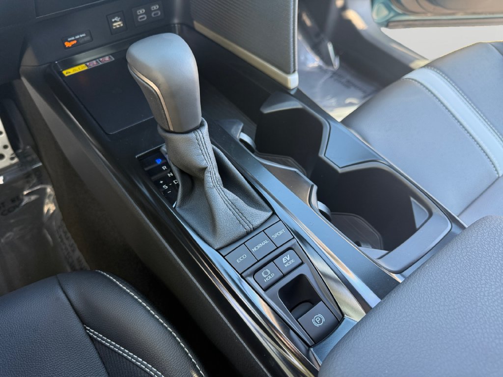 Used 2026 Toyota Camry SE w/ Convenience Package FWD image 18