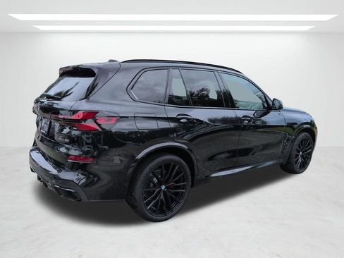 New 2026 BMW X5 xDrive40i w/ M Sport Package AWD/4WD image 4
