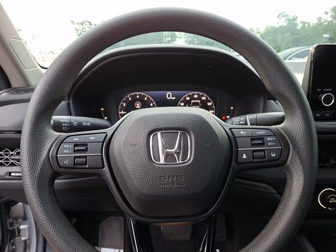 Used 2024 Honda Accord LX image 19