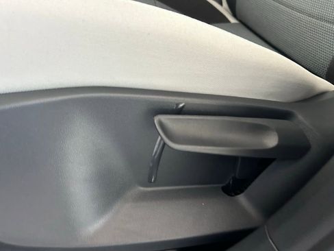 New 2026 Volkswagen Taos S FWD image 50