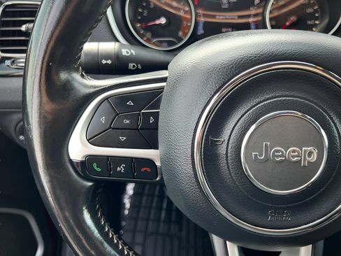 Used 2018 Jeep Compass Limited AWD/4WD image 37
