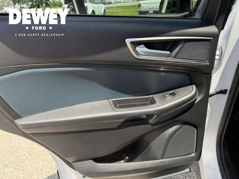 Used 2024 Ford Edge SEL w/ Sport Appearance Package AWD/4WD image 21