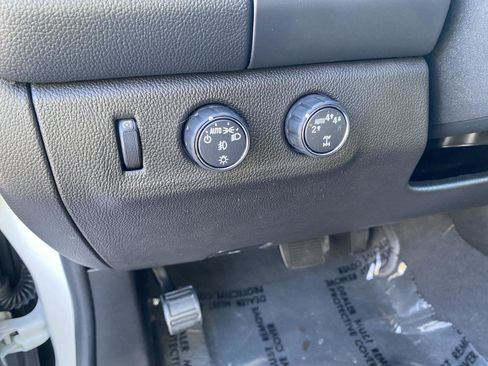 Used 2021 Chevrolet Colorado LT w/ LT Convenience Package image 23