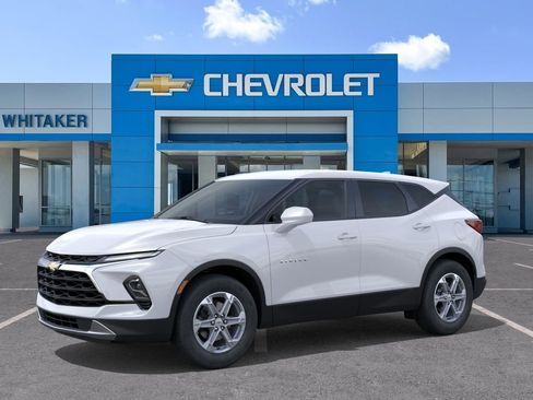New 2026 Chevrolet Blazer LT FWD image 2