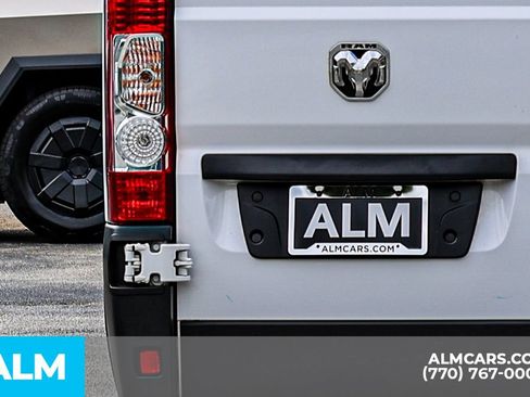 Used 2025 RAM ProMaster 2500 w/ Convenience Group FWD image 13