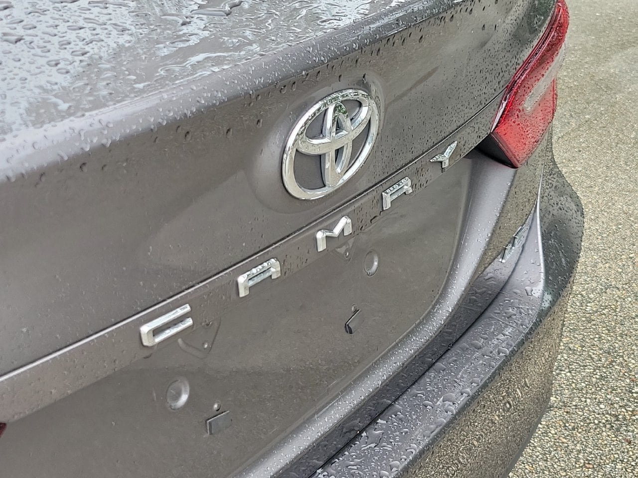 Used 2023 Toyota Camry LE FWD image 6