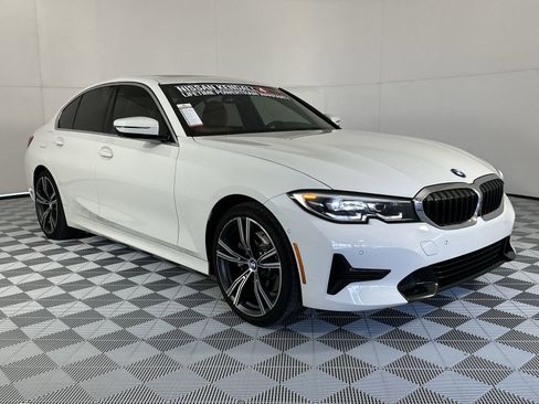 Used 2021 BMW 330i Sedan w/ Convenience Package image 2