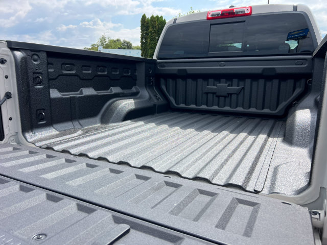 New 2026 Chevrolet Colorado ZR2 AWD/4WD image 9