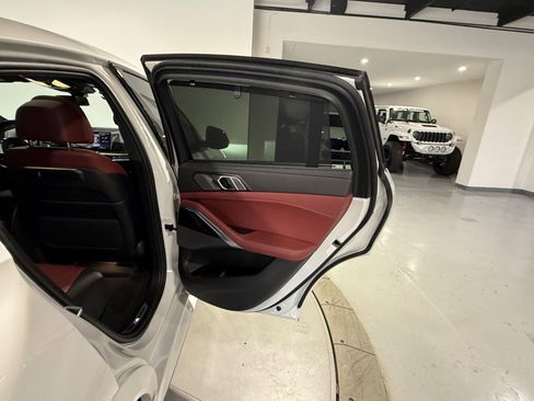 Used 2024 BMW X6 xDrive40i w/ Premium Package AWD/4WD image 56