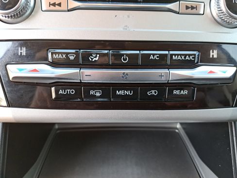 Used 2021 Ford Explorer 4WD image 22