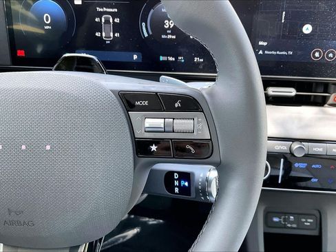 Certified 2025 Hyundai Ioniq 5 Limited AWD/4WD image 24