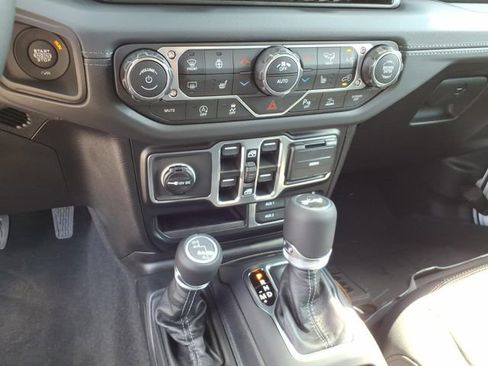 New 2026 Jeep Wrangler Sahara AWD/4WD image 13