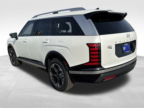 New 2026 Hyundai Palisade Limited FWD image 3