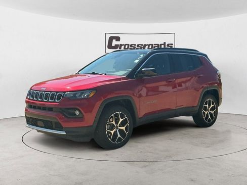 Used 2025 Jeep Compass Limited AWD/4WD image 1