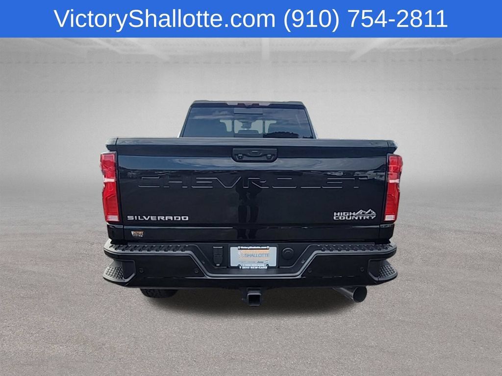Used 2026 Chevrolet Silverado 2500 High Country w/ High Country Premium Package AWD/4WD image 36