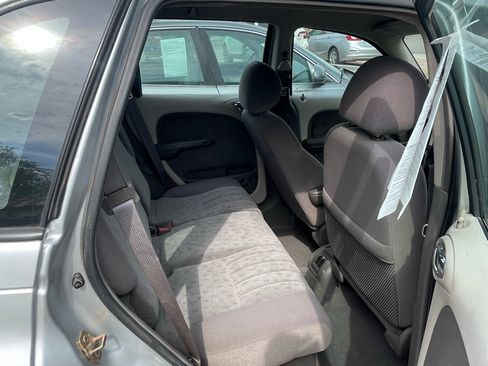 Used 2002 Chrysler PT Cruiser Base image 8