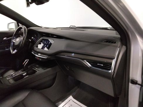 Used 2021 Cadillac XT4 Sport image 42