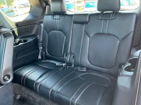 Certified 2025 Honda Pilot TrailSport image 9