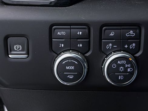 Used 2022 GMC Sierra 1500 Denali w/ Denali Reserve Package image 22