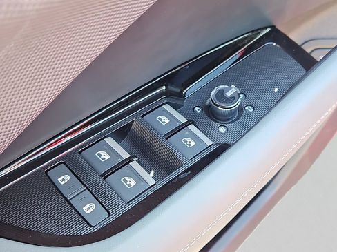 New 2026 Audi Q3 quattro 2.0T AWD/4WD image 20