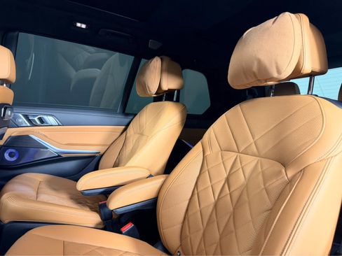Used 2024 BMW X7 xDrive40i w/ Executive Package AWD/4WD image 17