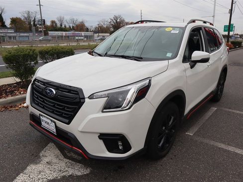 Used 2023 Subaru Forester Sport image 9