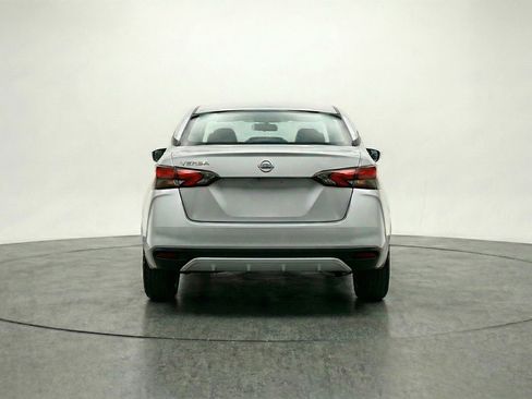 Used 2025 Nissan Versa SV FWD image 6