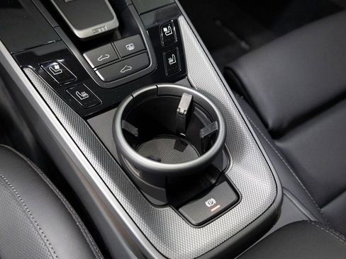 Certified 2025 Porsche 911 Carrera image 21