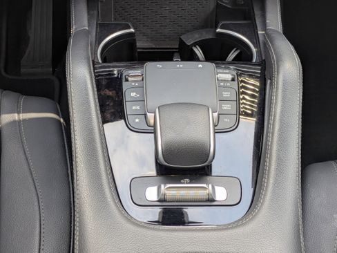 Used 2024 Mercedes-Benz GLS 450 4MATIC image 19