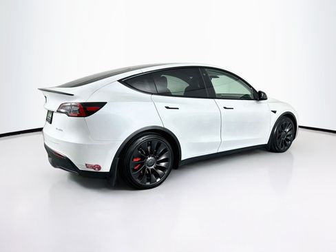 Used 2023 Tesla Model Y Performance AWD/4WD image 9