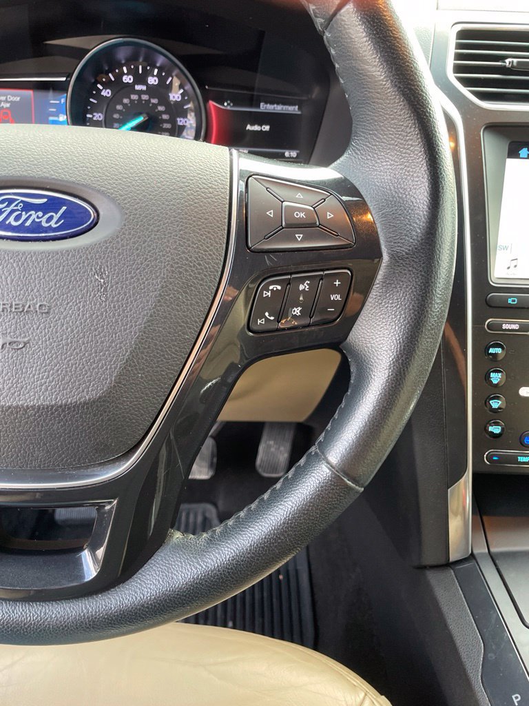 Used 2017 Ford Explorer Limited FWD image 14