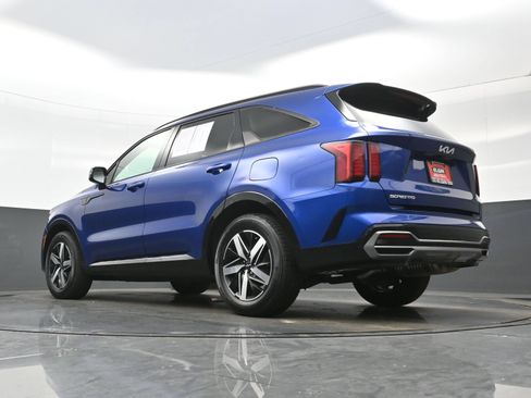 Used 2023 Kia Sorento S FWD image 31