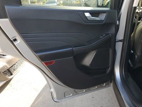 Used 2021 Ford Escape SEL image 11