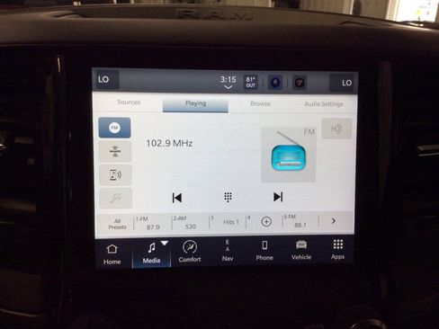 New 2024 RAM 2500 Tradesman w/ Chrome Appearance Group image 28