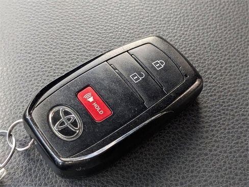 Used 2024 Toyota Tacoma SR5 image 10