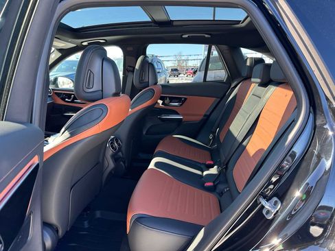 New 2026 Mercedes-Benz GLC 300 4MATIC image 16
