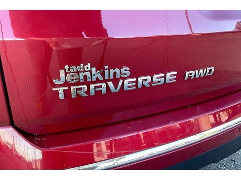 Used 2019 Chevrolet Traverse Premier image 32