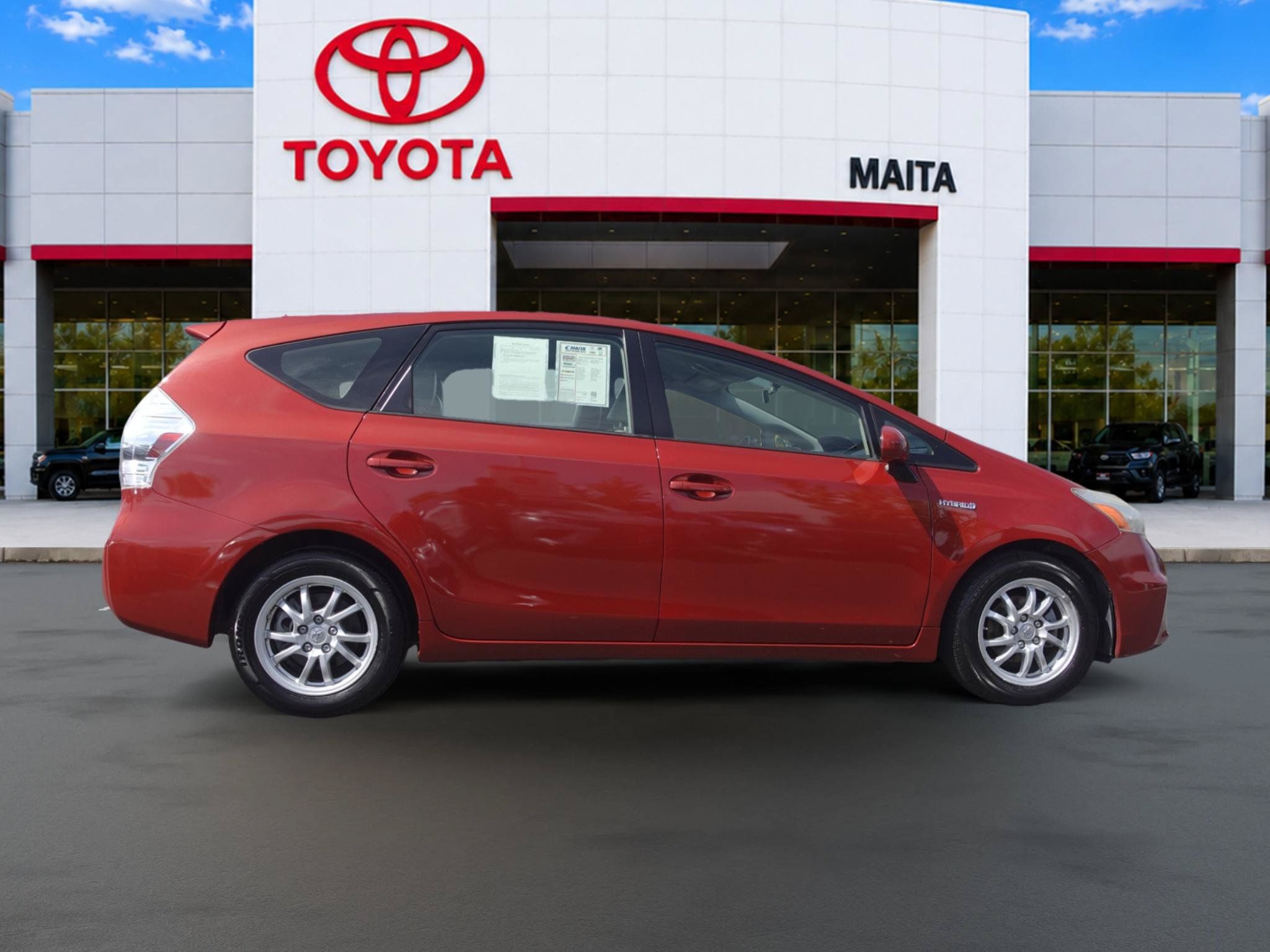 Used 2013 Toyota Prius V Three FWD image 2