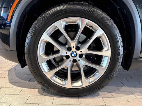 Used 2020 BMW X5 xDrive40i w/ Premium Package AWD/4WD image 14