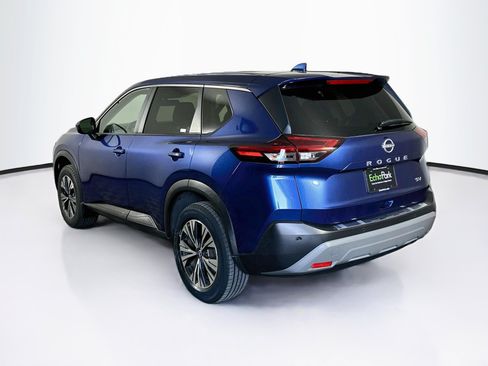 Used 2023 Nissan Rogue SV FWD image 5